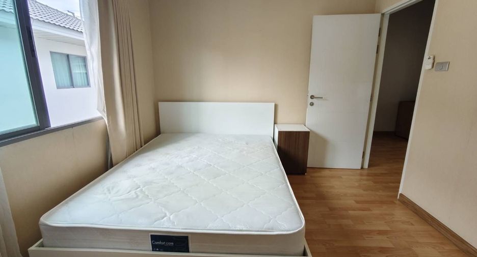 For rent 3 bedrooms house in Lat Krabang, Bangkok