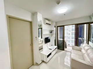 À louer 1 chambre condo à Khlong San, Bangkok
