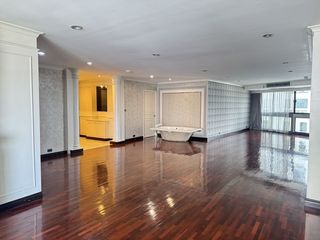 出租 3 卧室 公寓 在 Khlong Toei, 曼谷