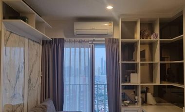 À vendre 1 chambre condo à Bang Kho Laem, Bangkok