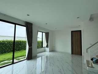 Reihenhaus zur Miete mit 3 Zimmer in Bang Phli, Samut Prakan
