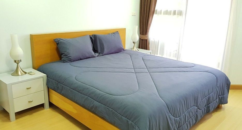 For sale 2 bedrooms condo in Watthana, Bangkok