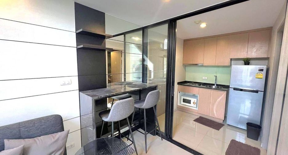 For rent 1 bed condo in Huai Khwang, Bangkok