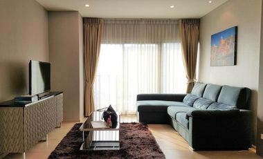 Condo en alquiler de 3 habitaciones en Khlong Toei, Bangkok