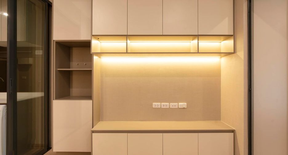 For rent 1 bed condo in Huai Khwang, Bangkok