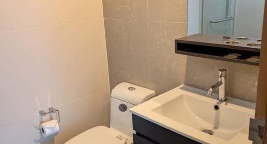 For rent 2 bedrooms condo in Phaya Thai, Bangkok