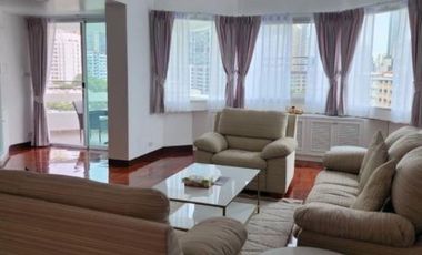 For rent 3 bedrooms condo in Khlong Toei, Bangkok