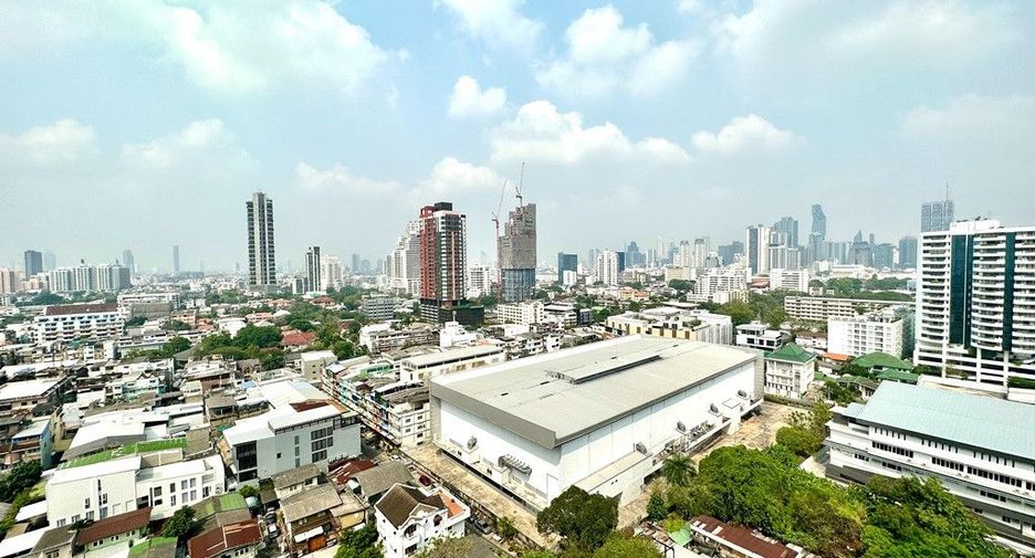 Wohnung zum Kauf mit 2 Zimmer in Yan Nawa, Bangkok