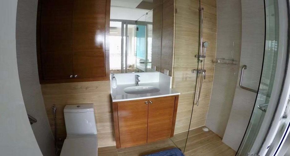 For sale and for rent 1 bed condo in Khlong San, Bangkok