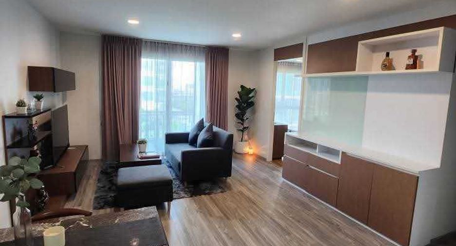 For rent 2 bedrooms condo in Phra Khanong, Bangkok
