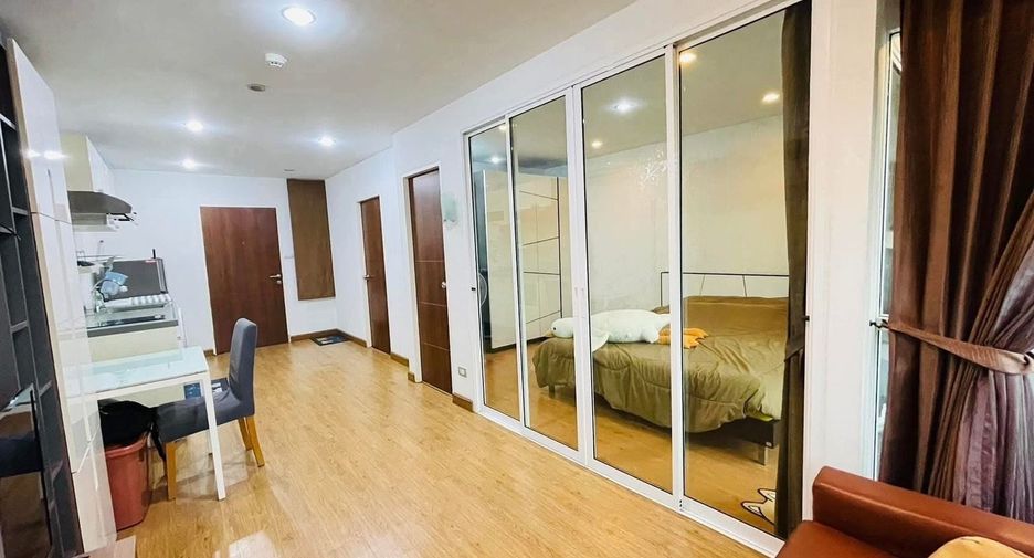 For rent 1 bed condo in Khlong San, Bangkok