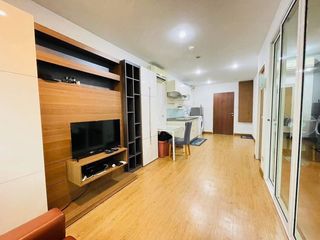 À louer 1 chambre condo à Khlong San, Bangkok