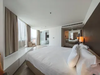 For rent 2 ベッドルーム condo in Sathon, Bangkok