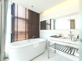 For rent 2 ベッドルーム condo in Sathon, Bangkok
