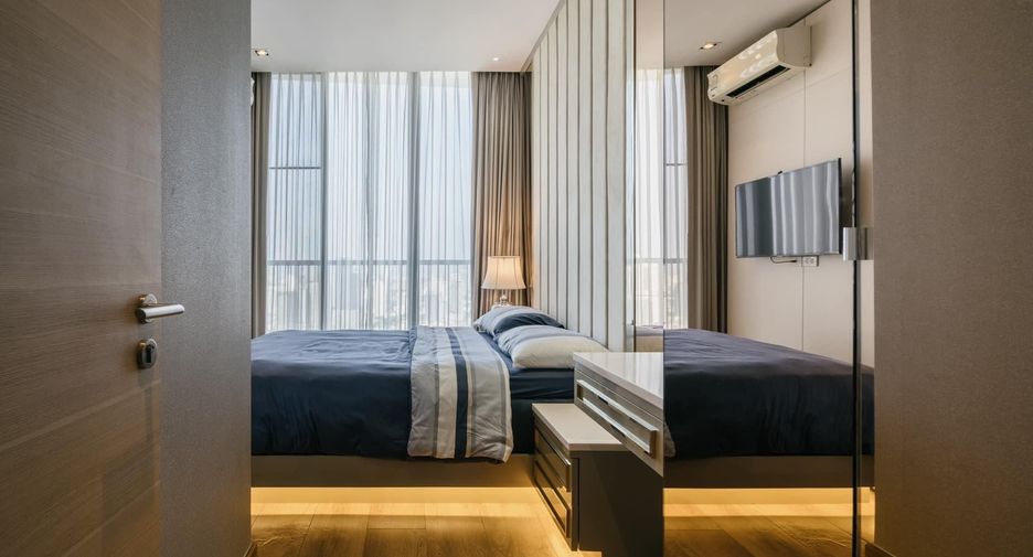 For rent 2 bedrooms condo in Khlong Toei, Bangkok