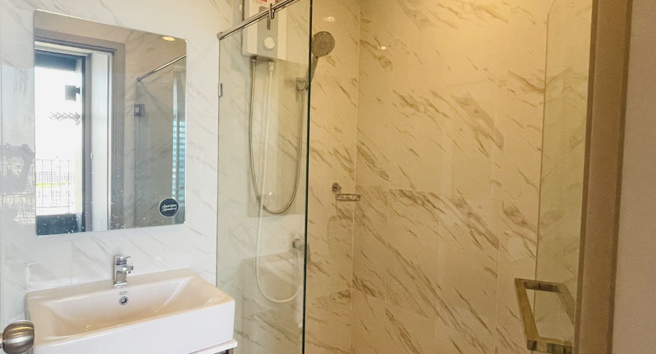 For rent スタジオ condo in Bang Na, Bangkok