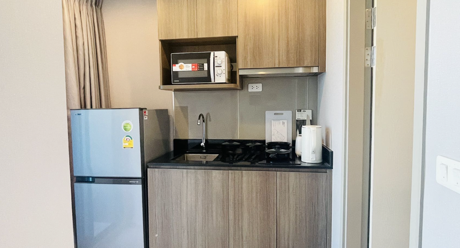 For rent スタジオ condo in Bang Na, Bangkok