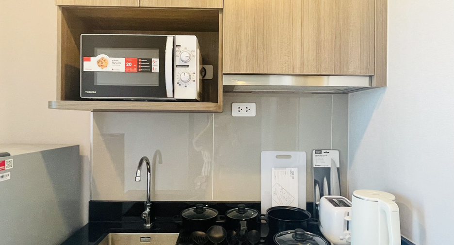 For rent スタジオ condo in Bang Na, Bangkok