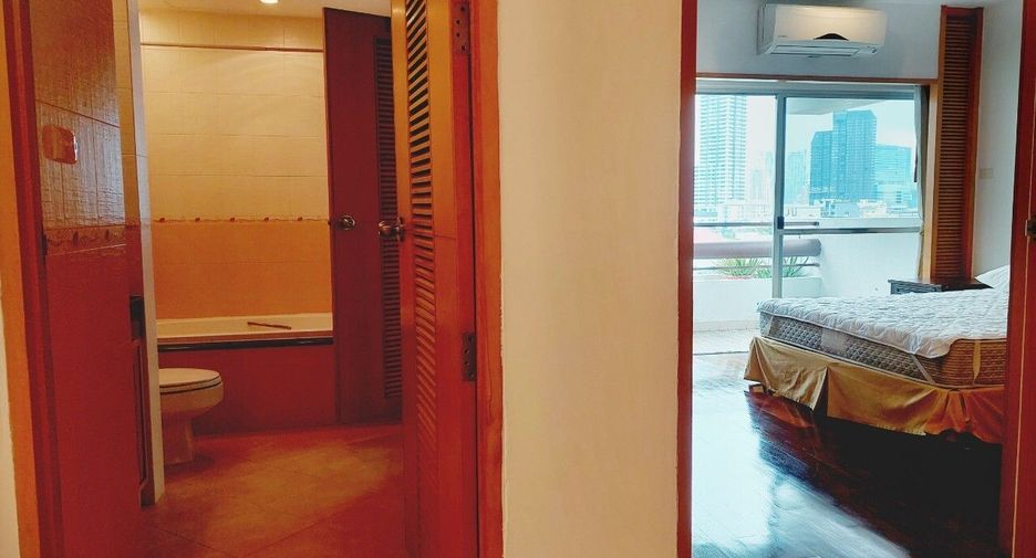 For rent 2 bedrooms apartment in Sathon, Bangkok