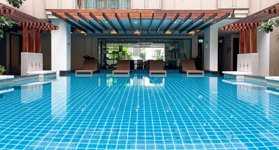For rent 1 bed condo in Huai Khwang, Bangkok