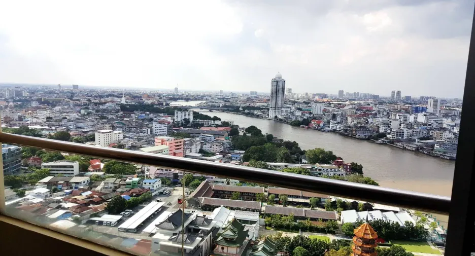 Condo en alquiler de 1 habitaciones en Khlong San, Bangkok