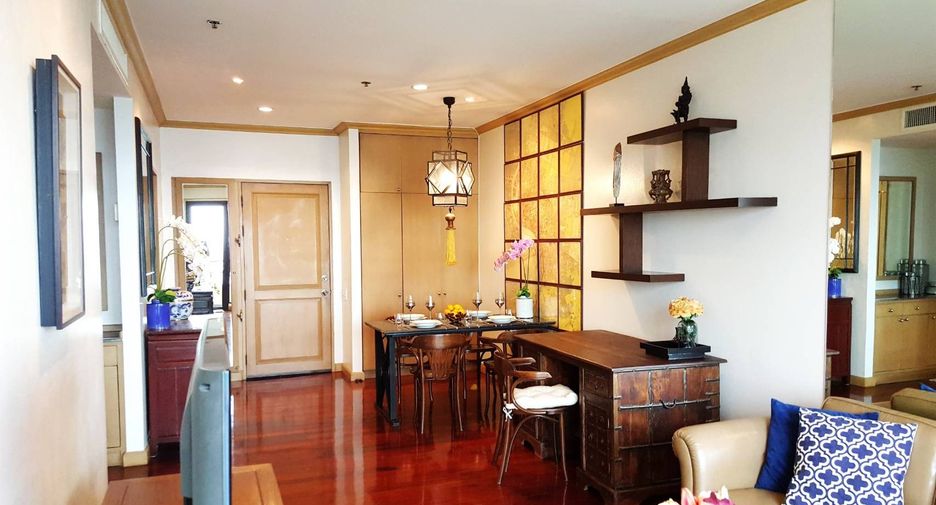 Condo en alquiler de 1 habitaciones en Khlong San, Bangkok