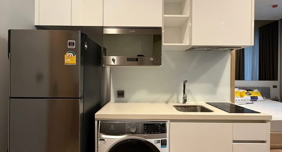 For rent 1 bed condo in Watthana, Bangkok