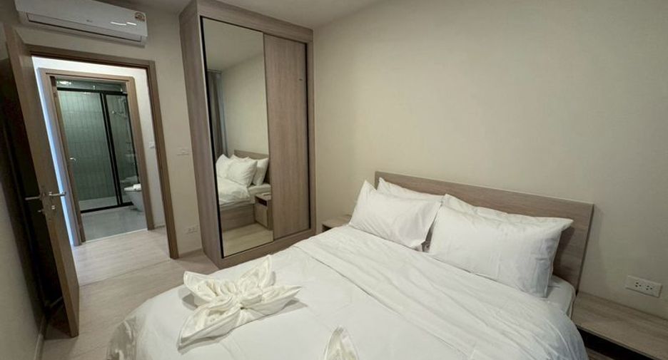 For rent 2 bedrooms condo in Khlong San, Bangkok