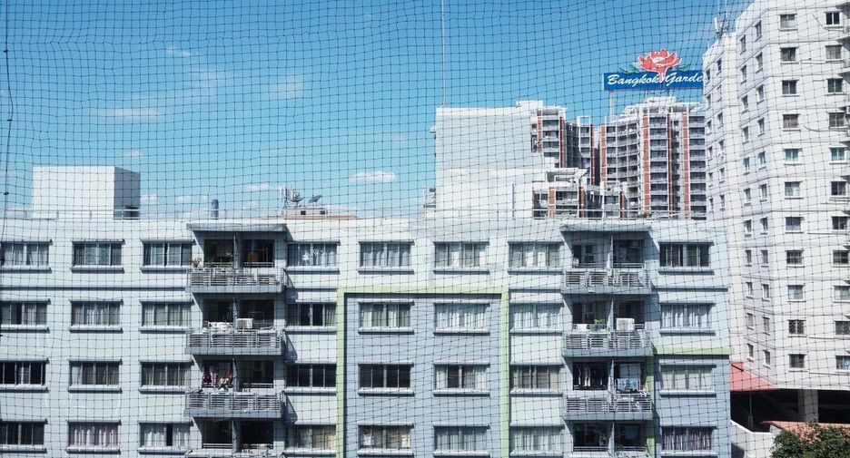 For sale studio condo in Yan Nawa, Bangkok