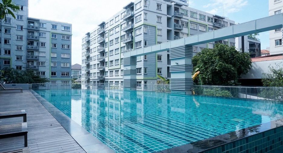For sale studio condo in Yan Nawa, Bangkok