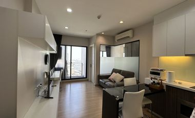 Wohnung zur Miete mit 1 Zimmer in Khlong San, Bangkok