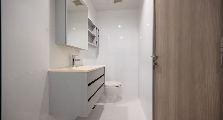 Condo en alquiler de 2 habitaciones en Watthana, Bangkok