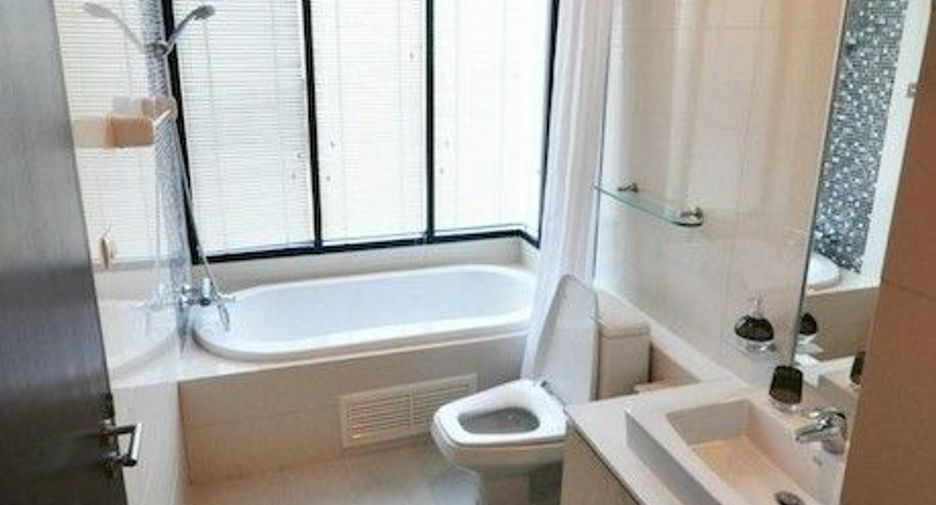 For sale 1 bed condo in Watthana, Bangkok