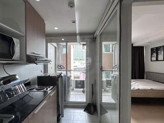 For rent studio condo in Khlong Toei, Bangkok