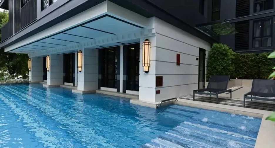 Condo en alquiler de 2 habitaciones en Khlong Toei, Bangkok