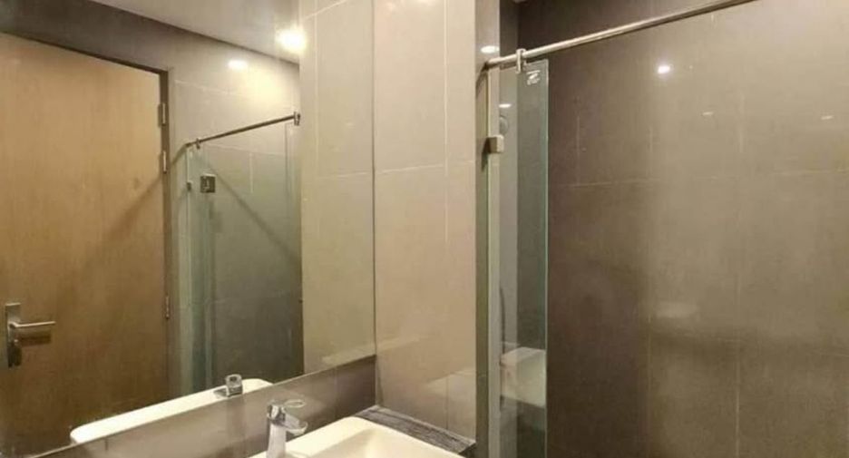 Condo en alquiler de 2 habitaciones en Bang Rak, Bangkok