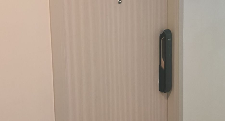 For sale studio condo in Phra Khanong, Bangkok