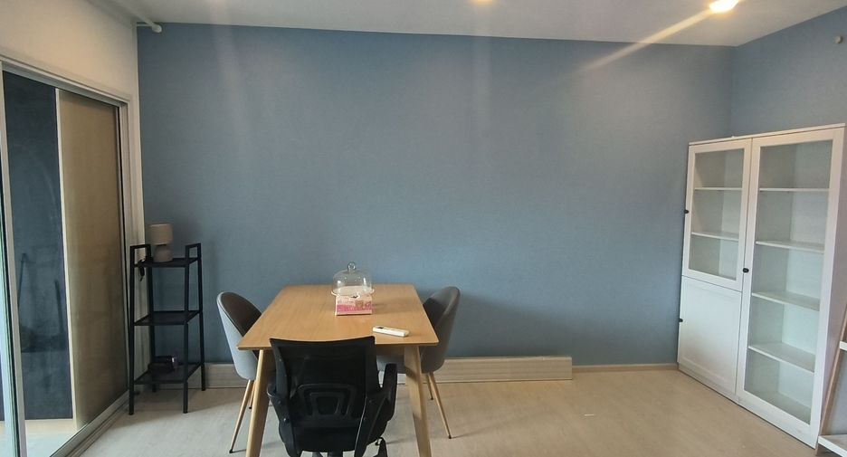 For sale studio condo in Phra Khanong, Bangkok