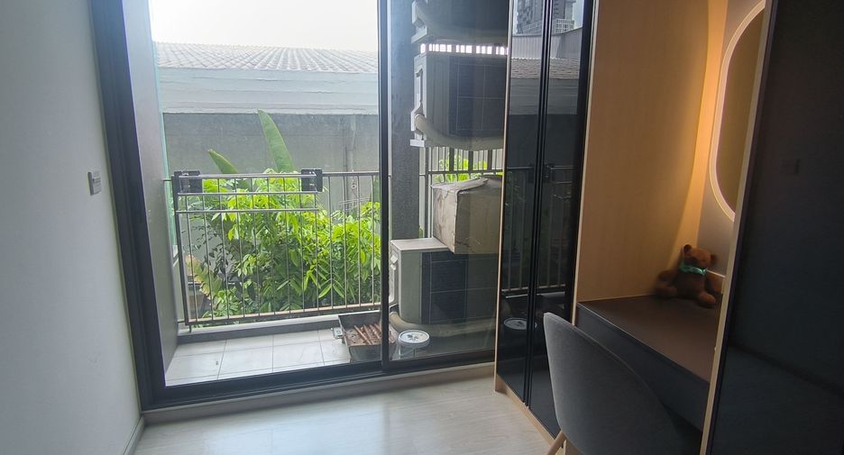 For sale studio condo in Phra Khanong, Bangkok