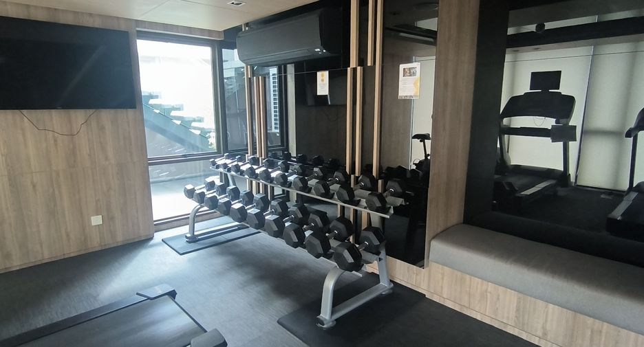 For sale studio condo in Phra Khanong, Bangkok