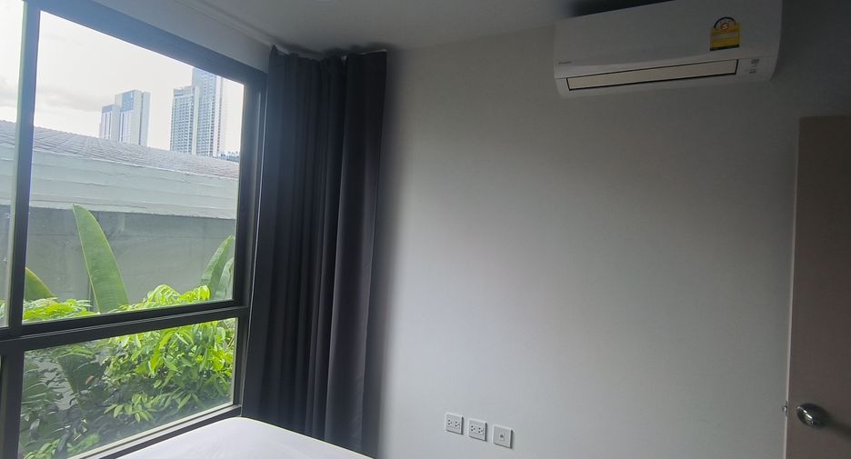 For sale studio condo in Phra Khanong, Bangkok