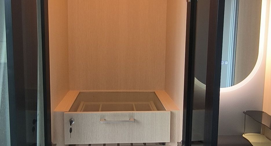 For sale studio condo in Phra Khanong, Bangkok