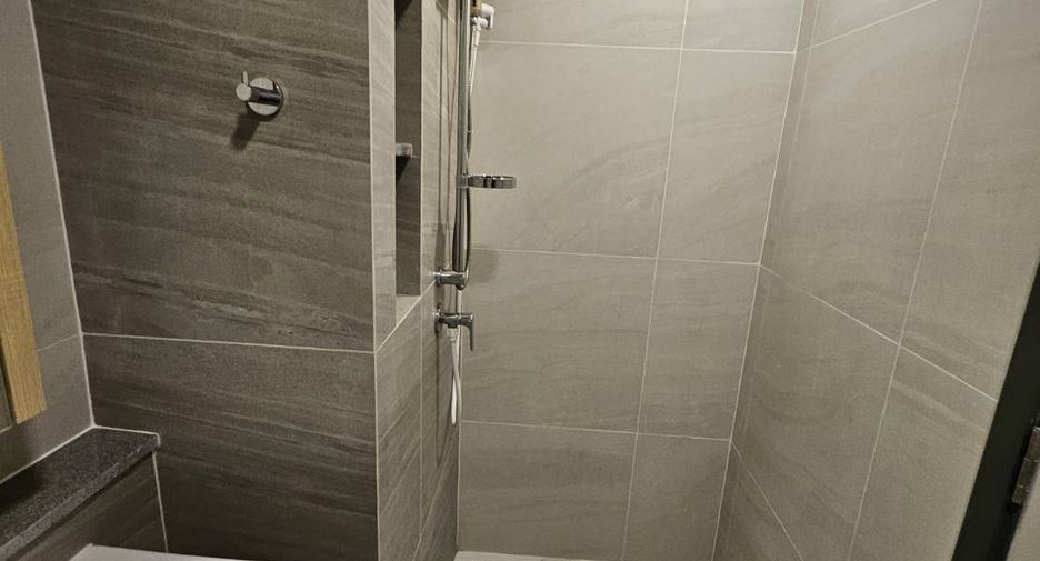 For rent 1 bed condo in Huai Khwang, Bangkok