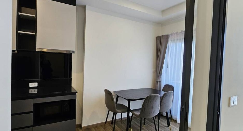 For rent 1 bed condo in Huai Khwang, Bangkok