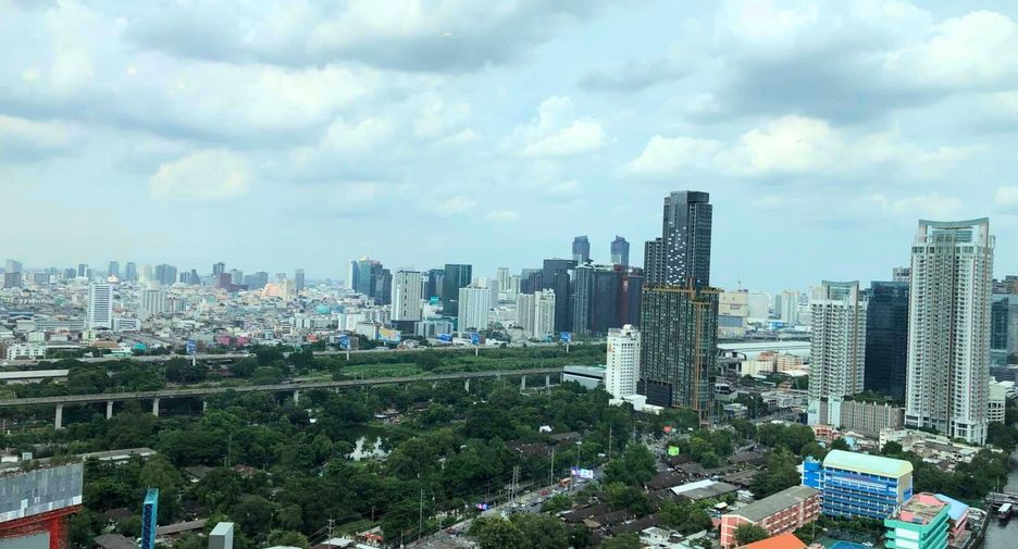 Wohnung zur Miete mit 1 Zimmer in Pathum Wan, Bangkok
