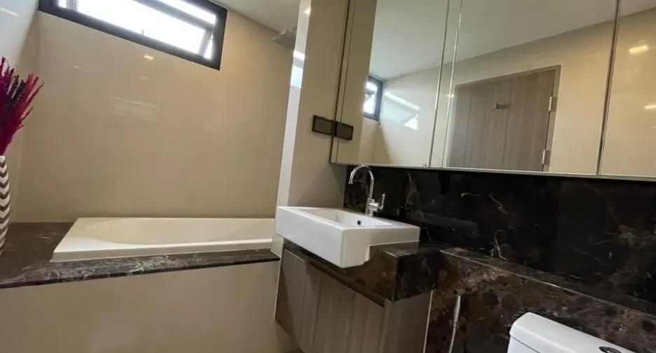Wohnung zur Miete mit 2 Zimmer in Watthana, Bangkok
