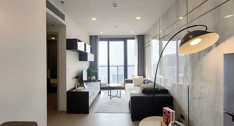 À louer 2 chambres condo à Huai Khwang, Bangkok