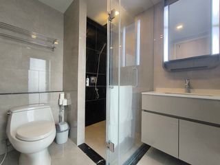 Wohnung zur Miete mit 2 Zimmer in Huai Khwang, Bangkok
