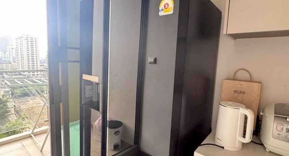 ให้เช่า 2 ห้องนอน คอนโด ใน วัฒนา, กรุงเทพฯ