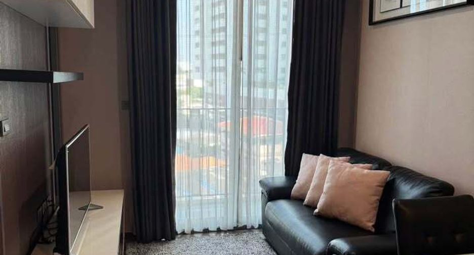 For rent 1 bed condo in Watthana, Bangkok